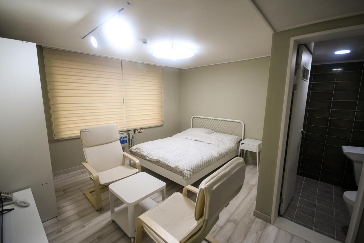 Bluehum Guest House Incheon Esterno foto